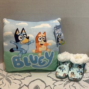 Bluey & Bingo Small Squishy Pillow & Plush Sherpa Lined Booties 2T-4T